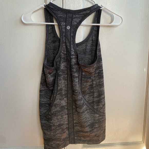 COPY - Lululemon Swiftly Tech Racerback Tank Top Size 6 - Picture 2 of 2